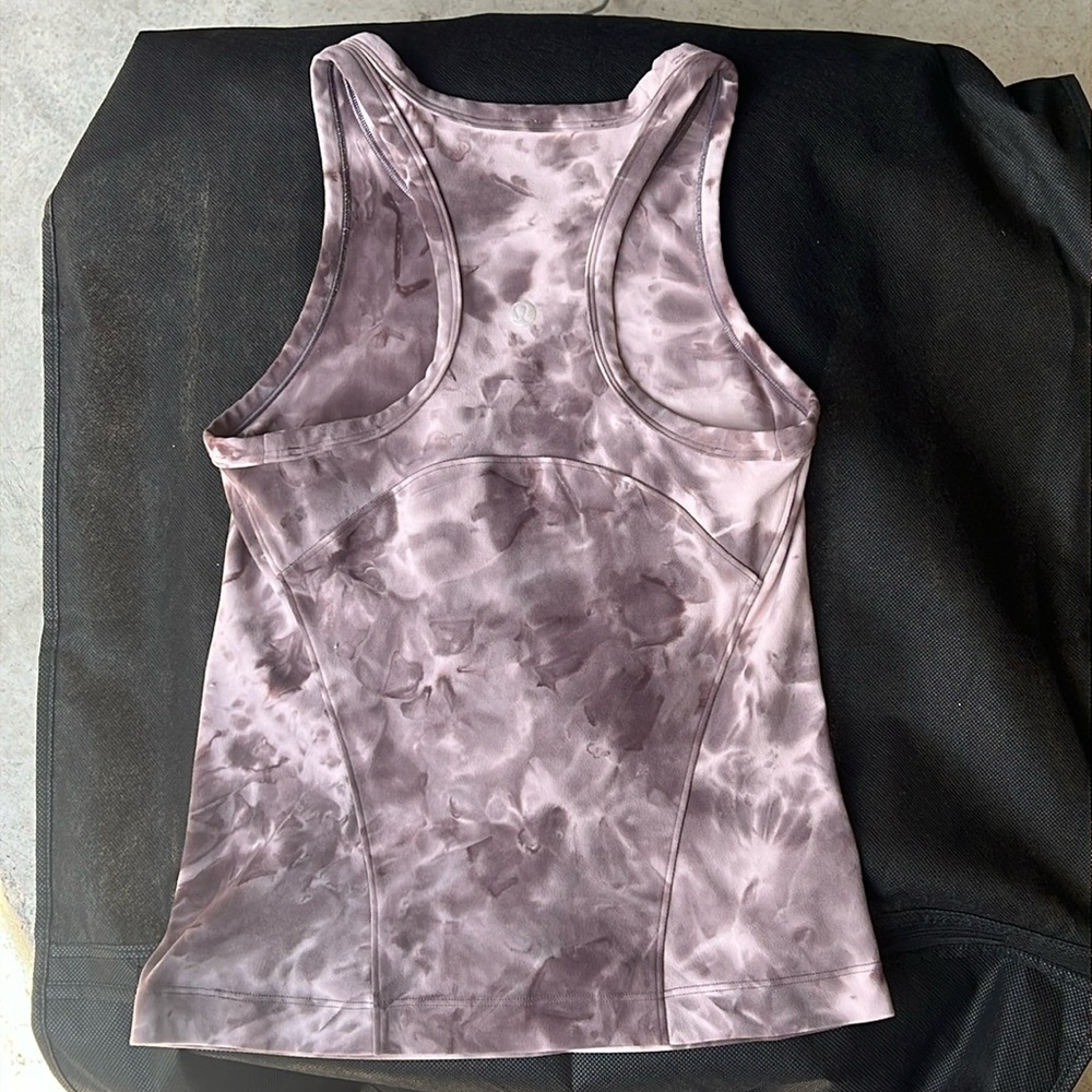 Lululemon racerback tank. XS